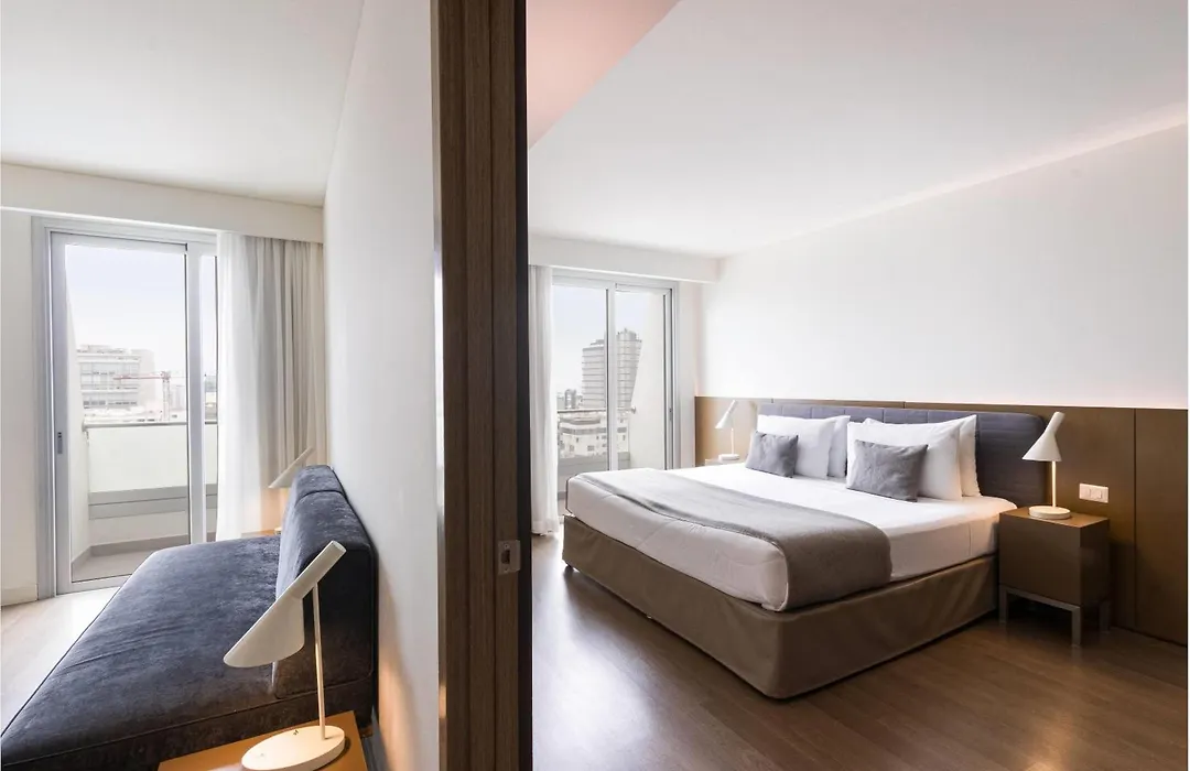 Dazzler By Wyndham Lima San Isidro-1