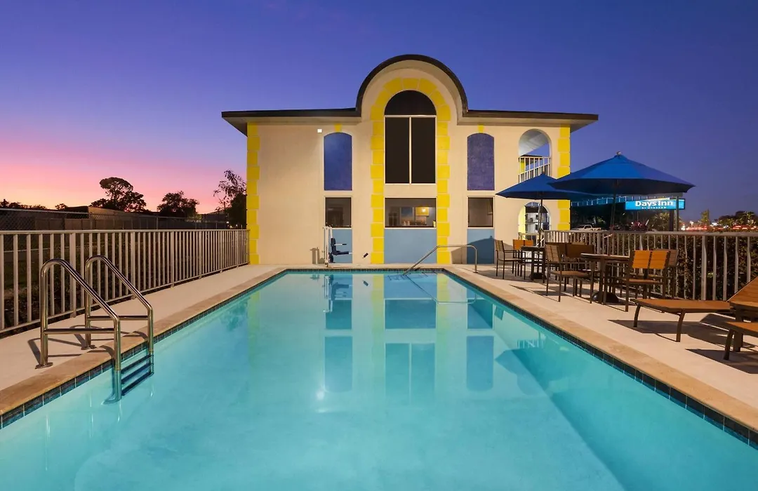 Days Inn By Wyndham Apopka/Orlando-1