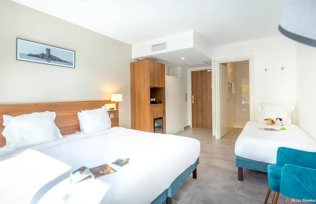 SOWELL HOTELS La Plage-1