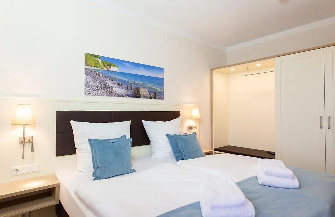 Aparthotel Waterkant Suites direkt am Meer mit Wellnessbereich-1