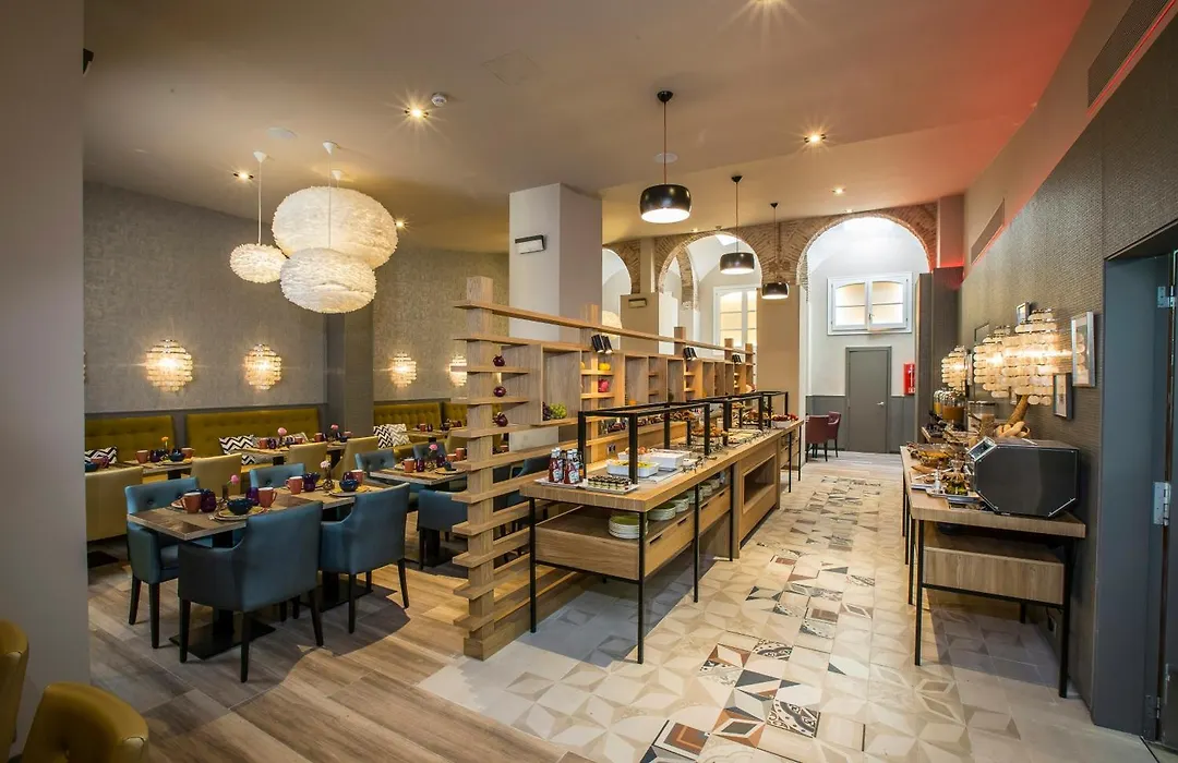Leonardo Hotel Barcelona Las Ramblas-1