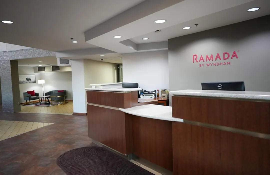 Ramada By Wyndham Tulsa Broken Arrow-1