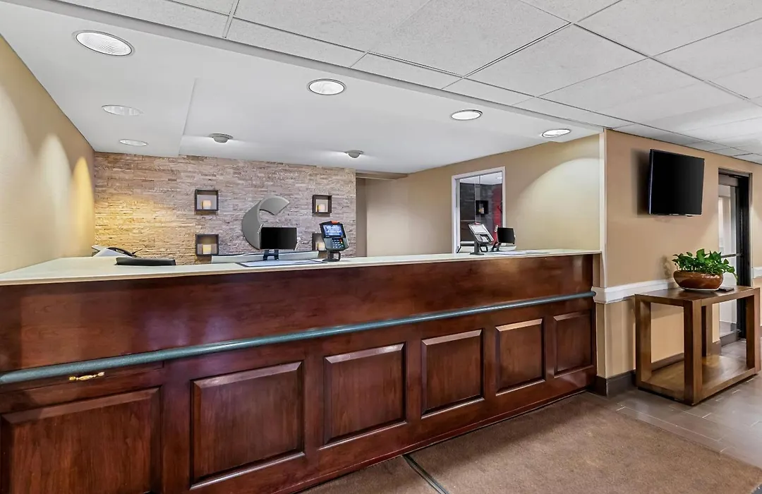 Comfort Inn & Suites Somerset - New Brunswick-1