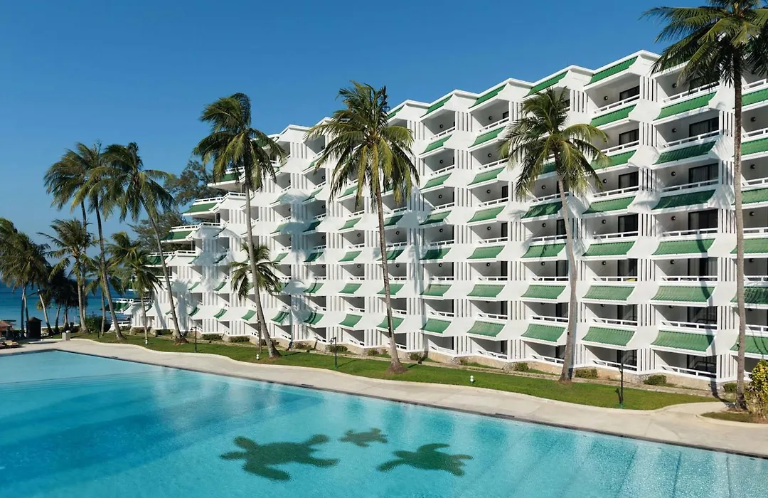 Le Meridien Phuket Beach Resort-1