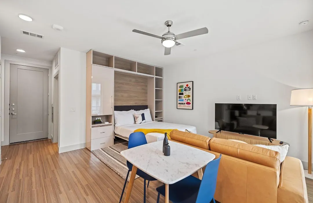 Placemakr Austin Downtown, Apartments By Hilton-1