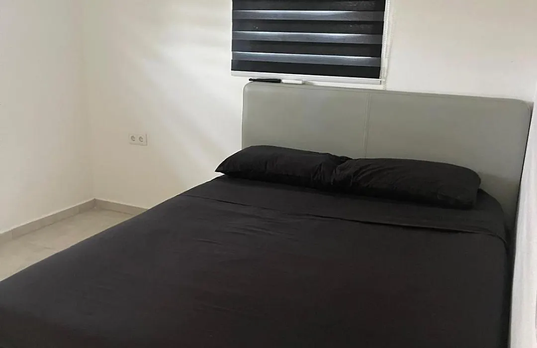 Cas Grandi Studios & Apartments With Pool & Jacuzzi-1