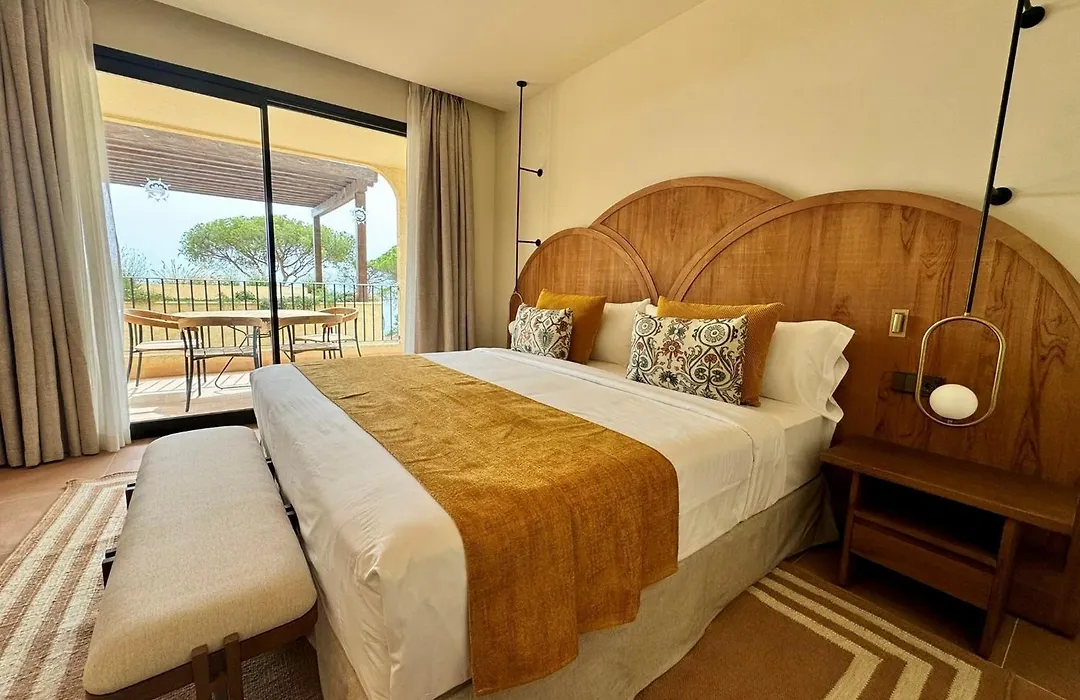 Hotel Punta Bermeja Premium-1