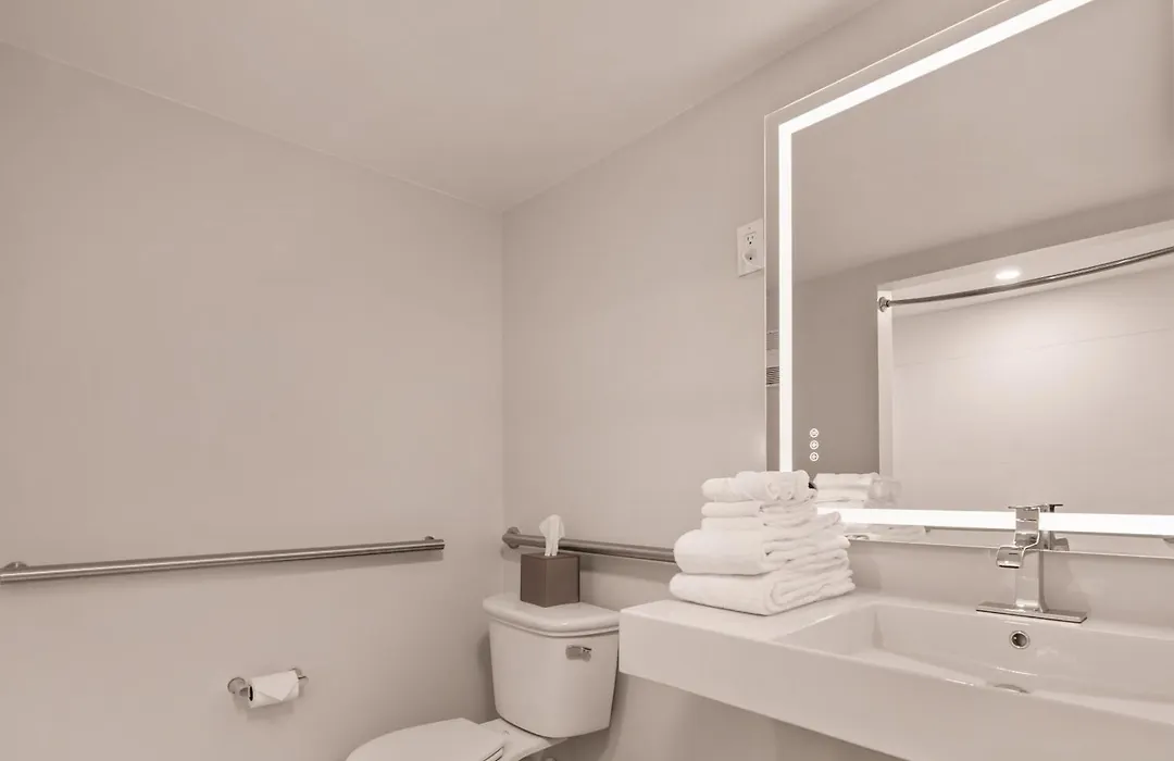 B&B Hotel Orlando International Drive Near Universal - Newly Renovated!-1