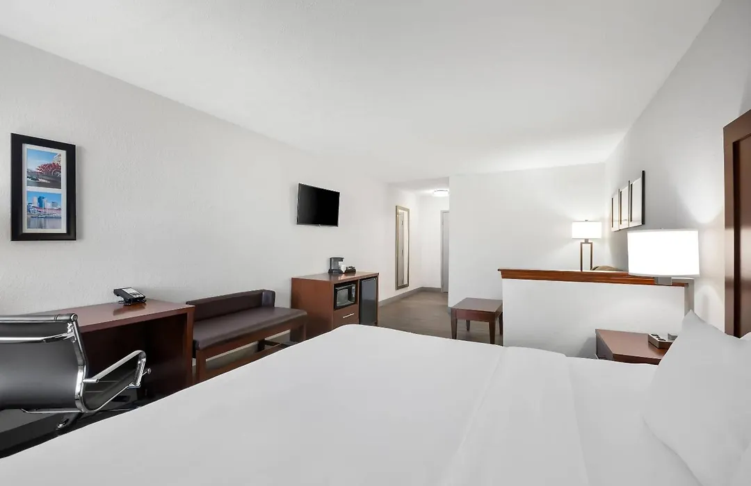Comfort Inn & Suites Cincinnati Eastgate-1