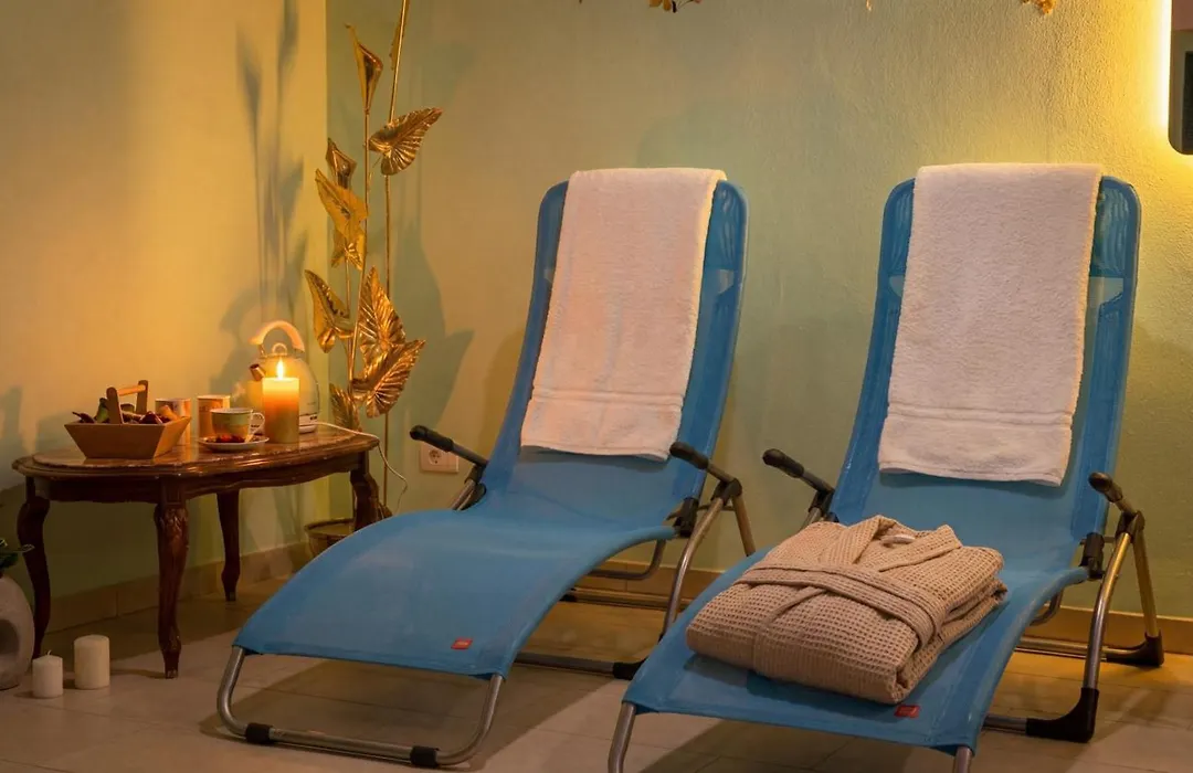 Bahamas Residence & Spa-1