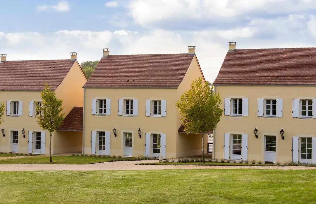 Château Les Merles et ses Villas-1