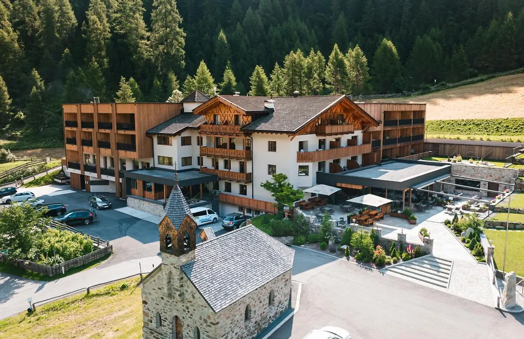 Almhotel Glieshof-1