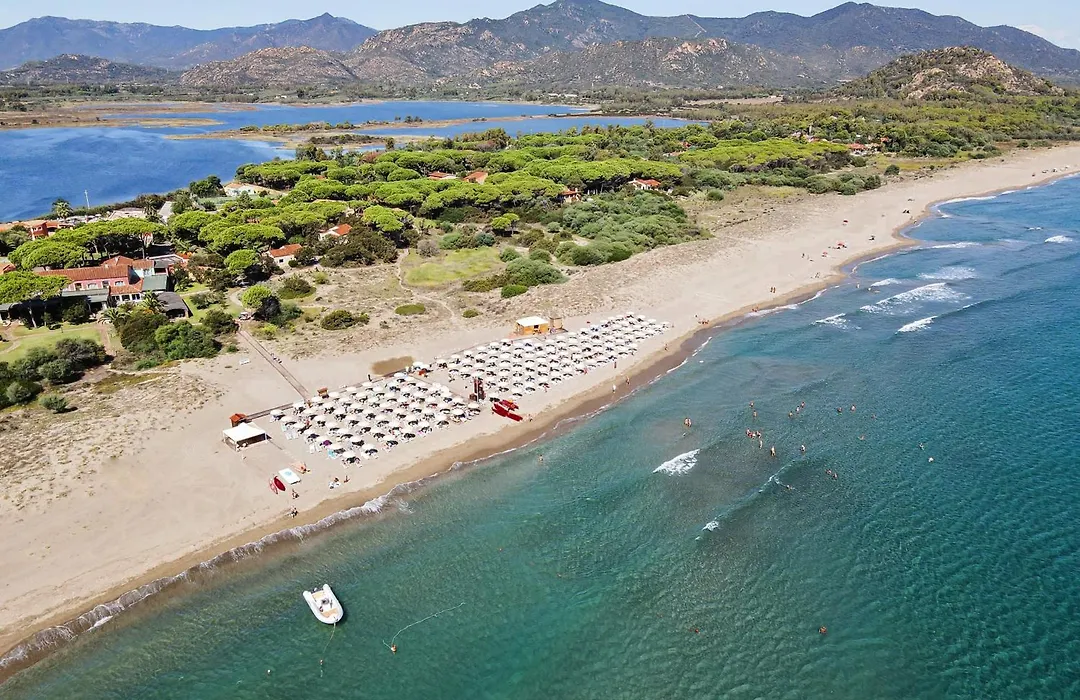 Colostrai Hotel Club-1