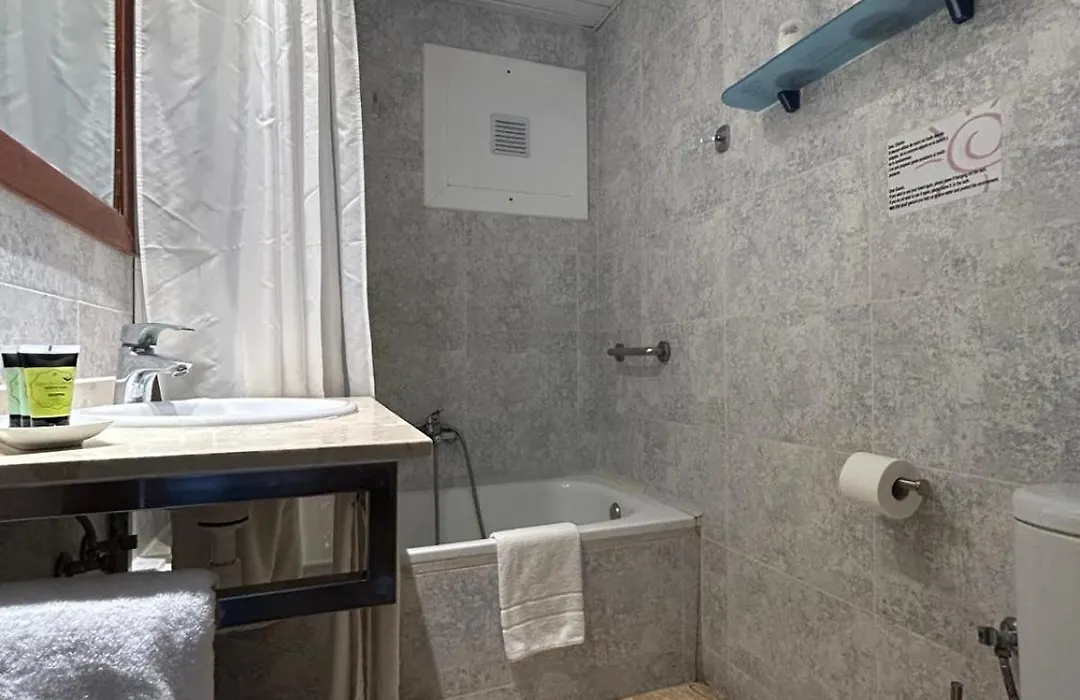 Hotel Apartamentos Solimar-1