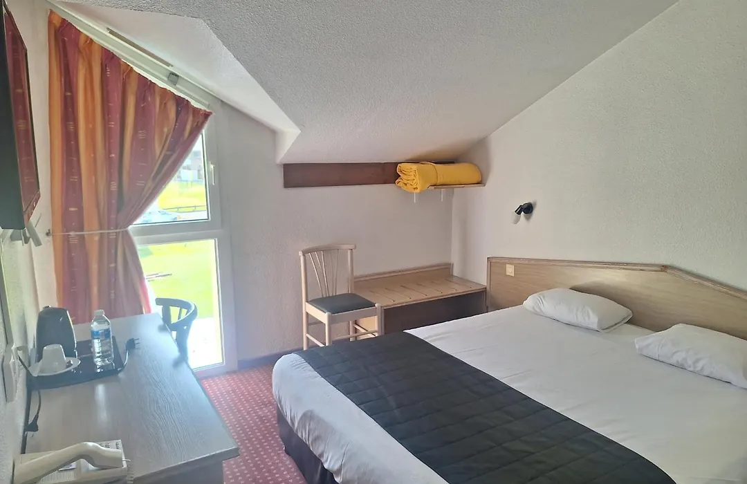 Hotel le Foron-1