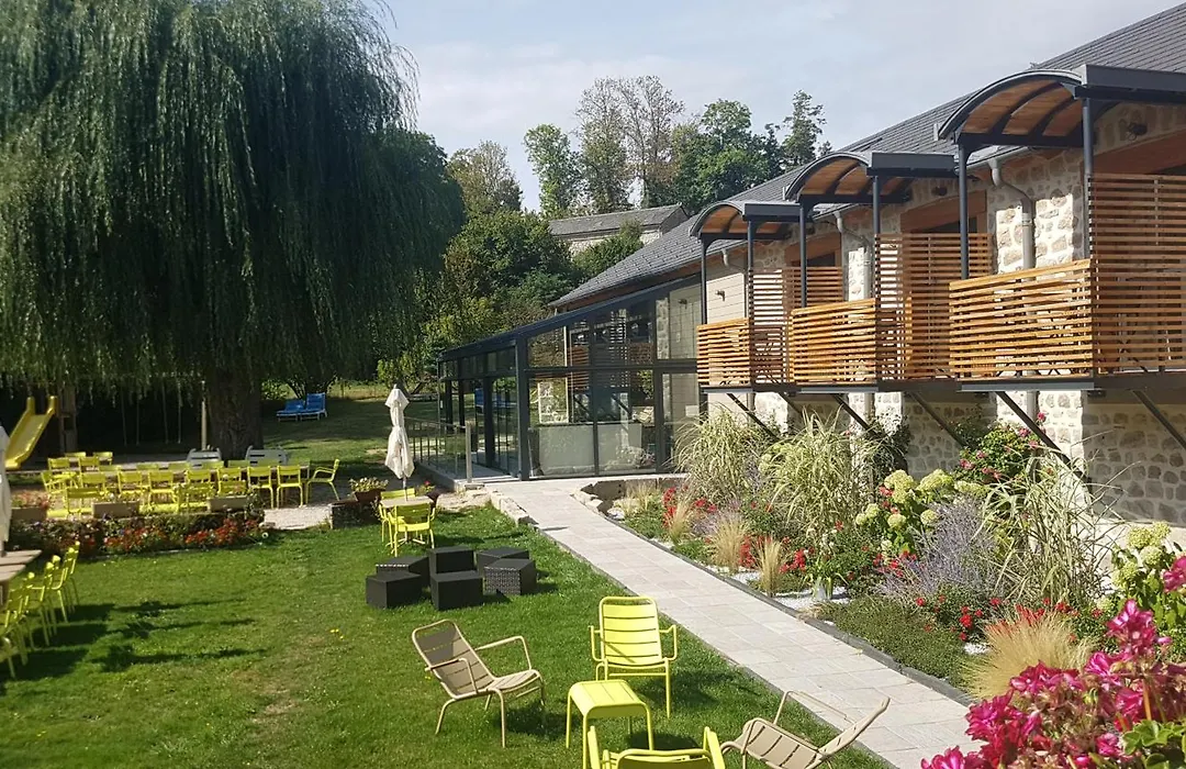 Hotel Et Restaurant De La Poste-1