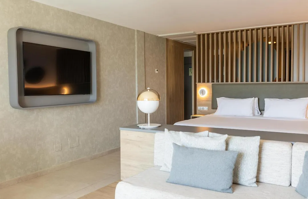 Radisson Blu Resort, Lanzarote Adults Only-1