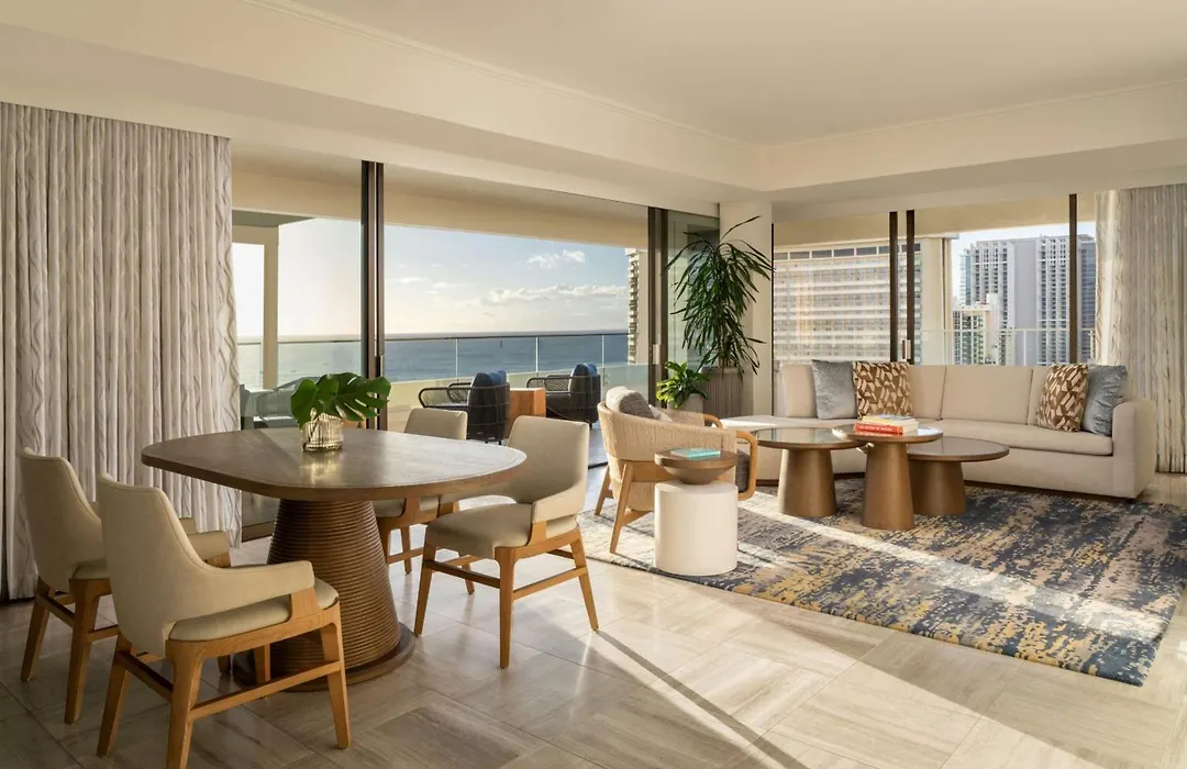 Moana Surfrider, A Westin Resort & Spa, Waikiki Beach-1