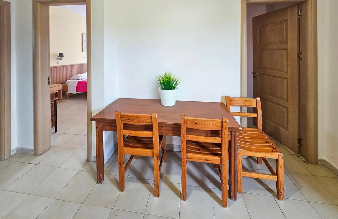Agnes Beach Hotel Apartments-1
