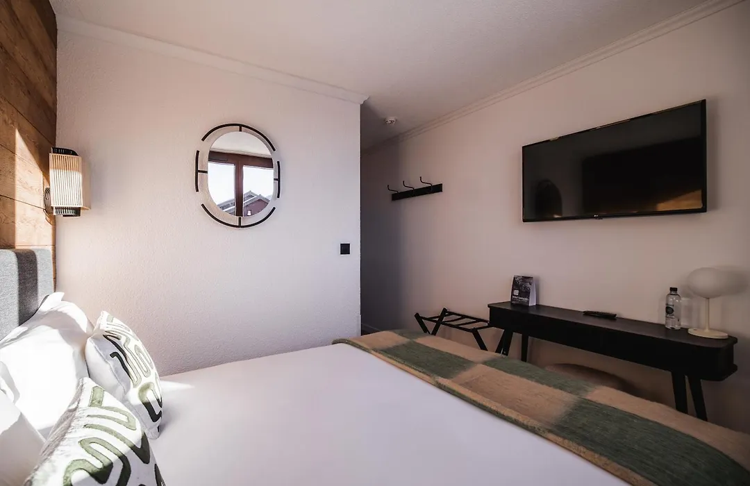 Hotel Emeraude-1