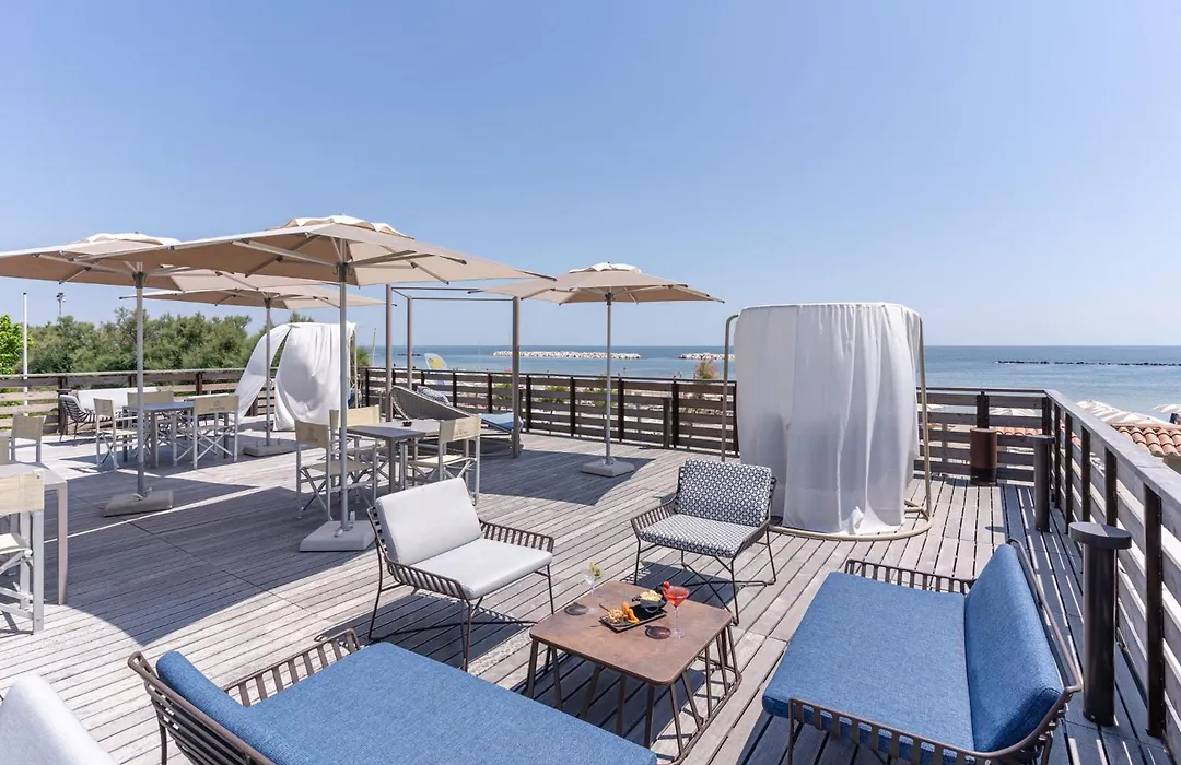 Club del Sole Vigna sul Mar Family Collection-1