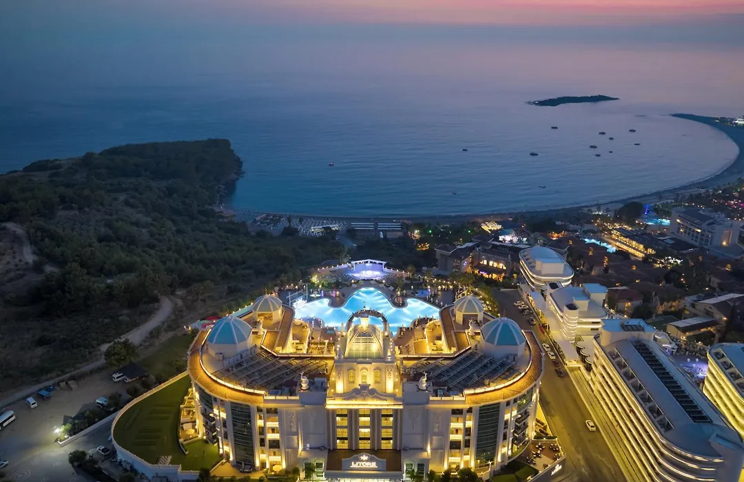 Litore Resort Hotel & Spa-1