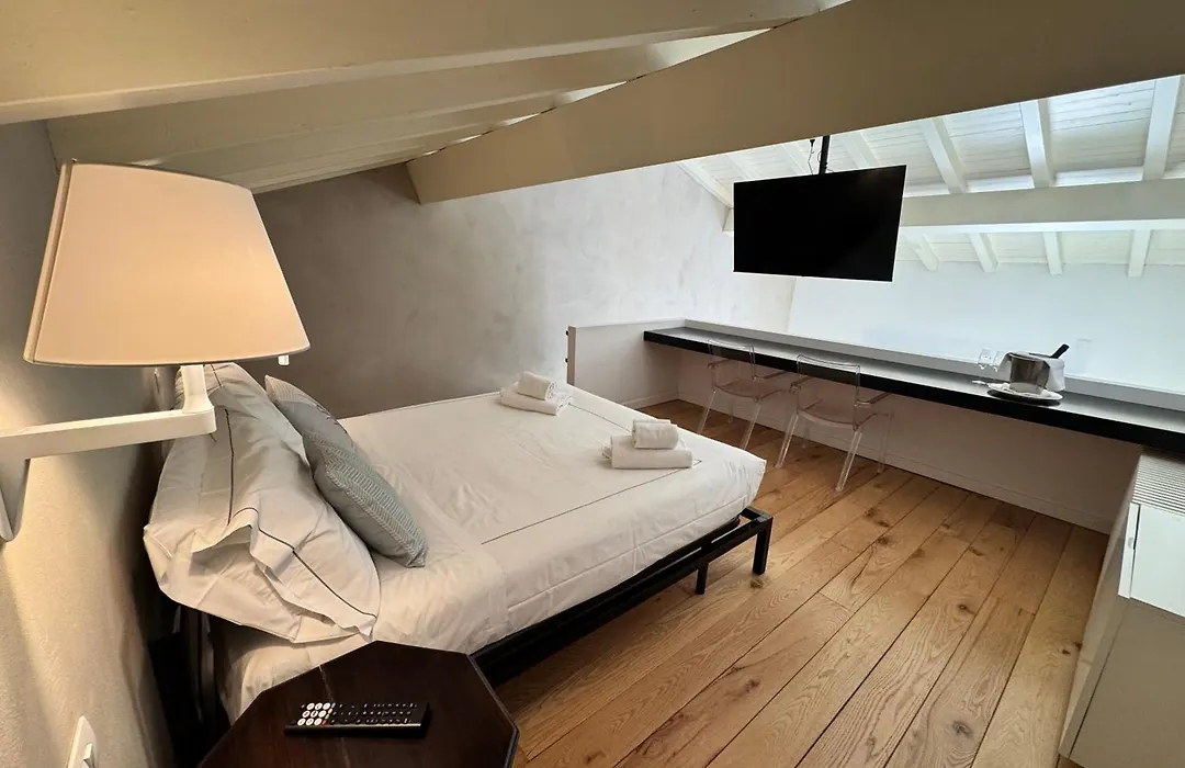 Tale Restaurant & Suite-1