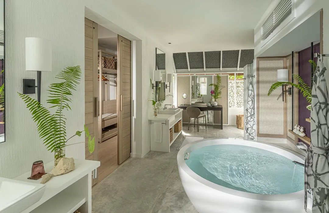 Four Seasons Resort Maldives At Landaa Giraavaru-1