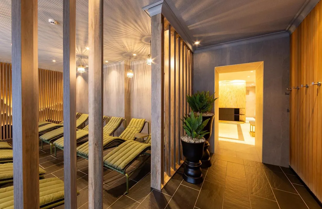 MONDI Hotel Bellevue Gastein-1