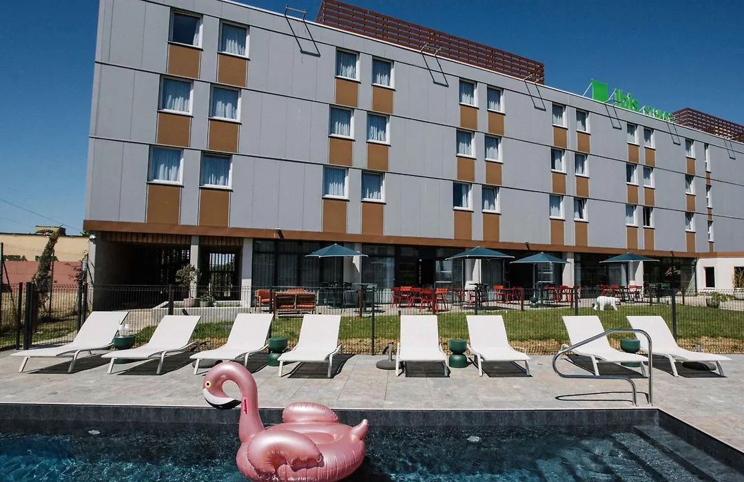 Ibis Styles Dijon Nord Valmy-1