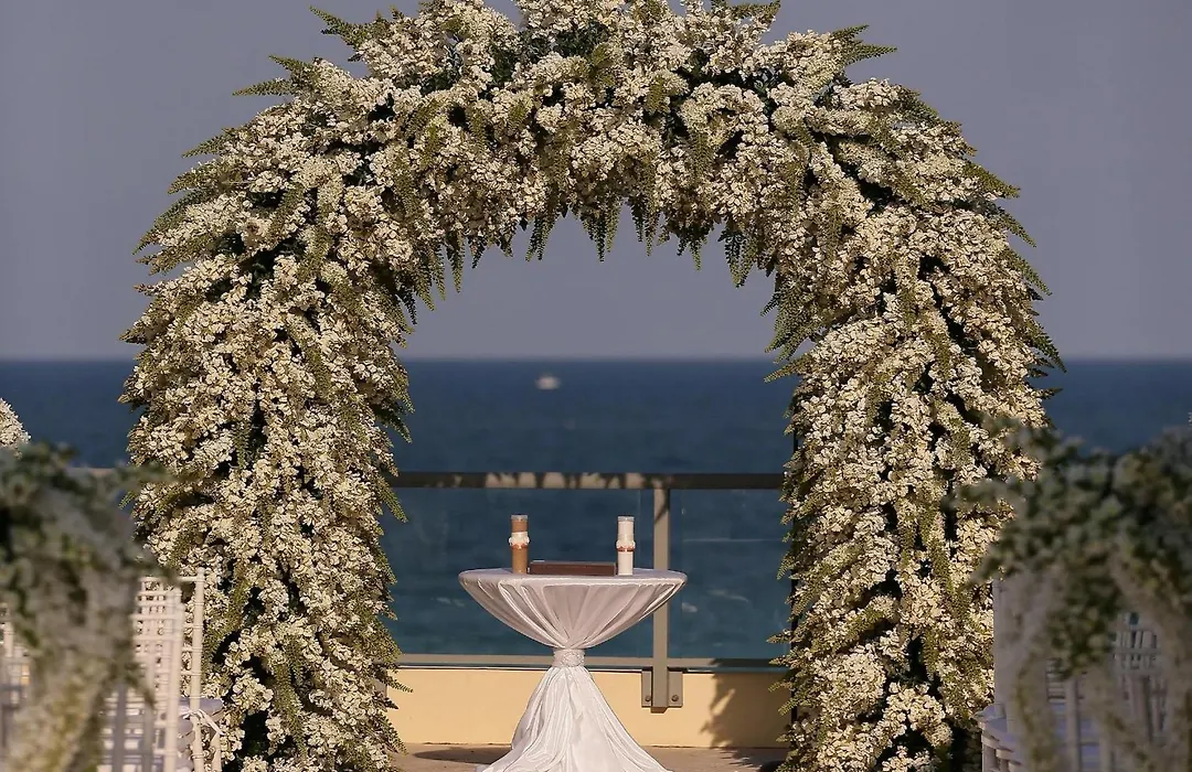 Doubletree By Hilton Ocean Point Resort - North Miami Beach-1