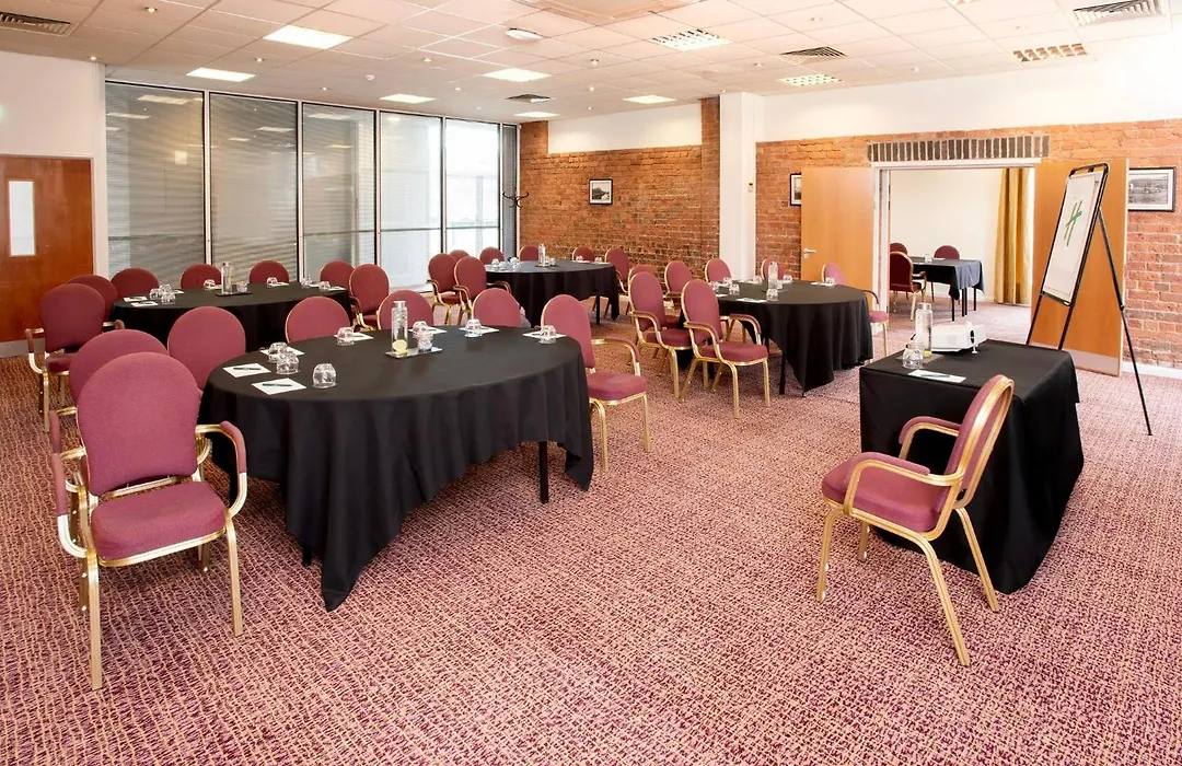 Holiday Inn Ellesmere Port/Cheshire Oaks By Ihg-1