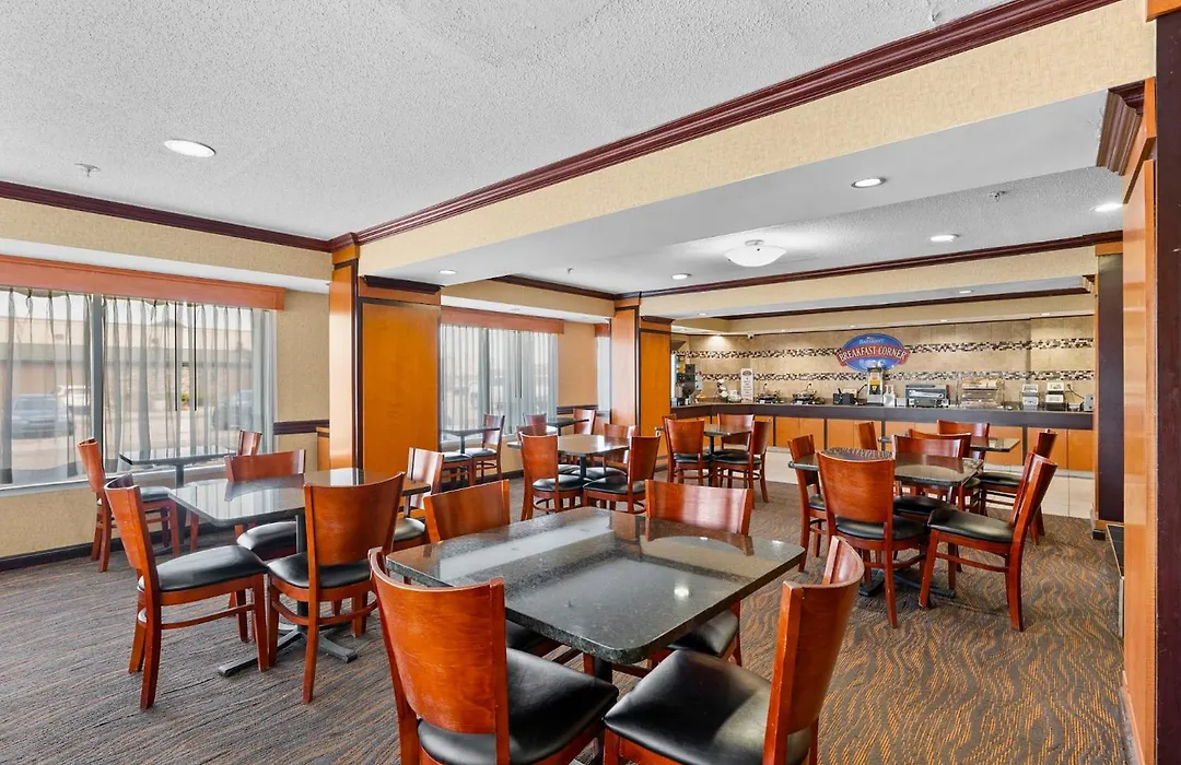 Baymont By Wyndham Madison Heights Detroit Area-1