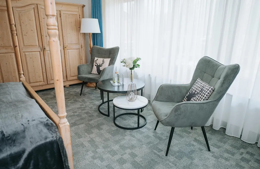 Hotel Quellenhof-1