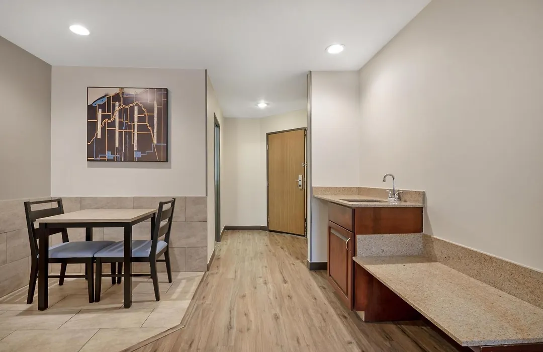Best Western Plus Meridian-1