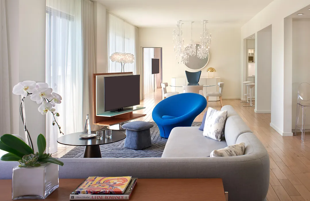 The Valorian Los Angeles, Curio Collection By Hilton-1