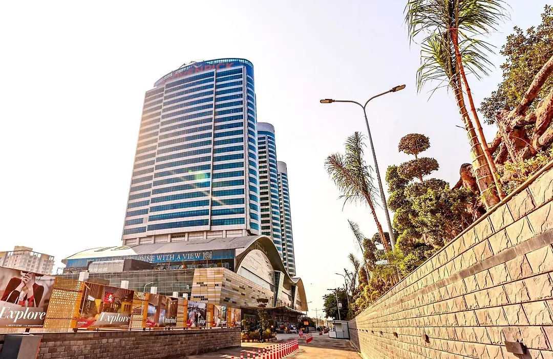 Movenpick Hotel Centaurus Islamabad-1