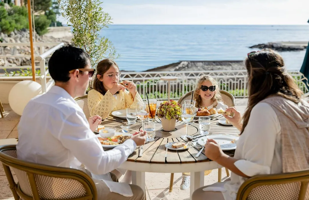 Le Meridien Beach Plaza-1