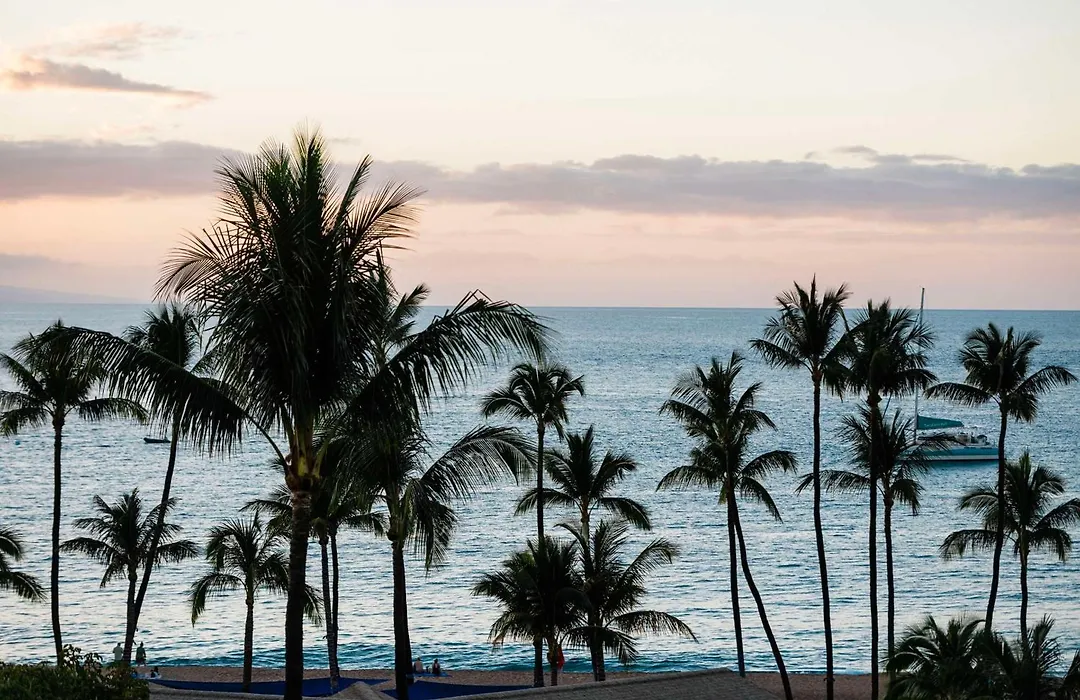 Outrigger Kaʻanapali Beach Resort-1