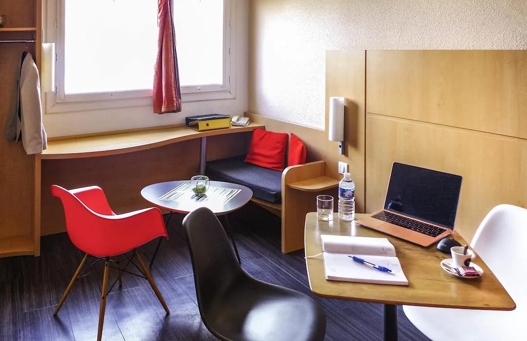 ibis Nîmes Ouest - A9-1