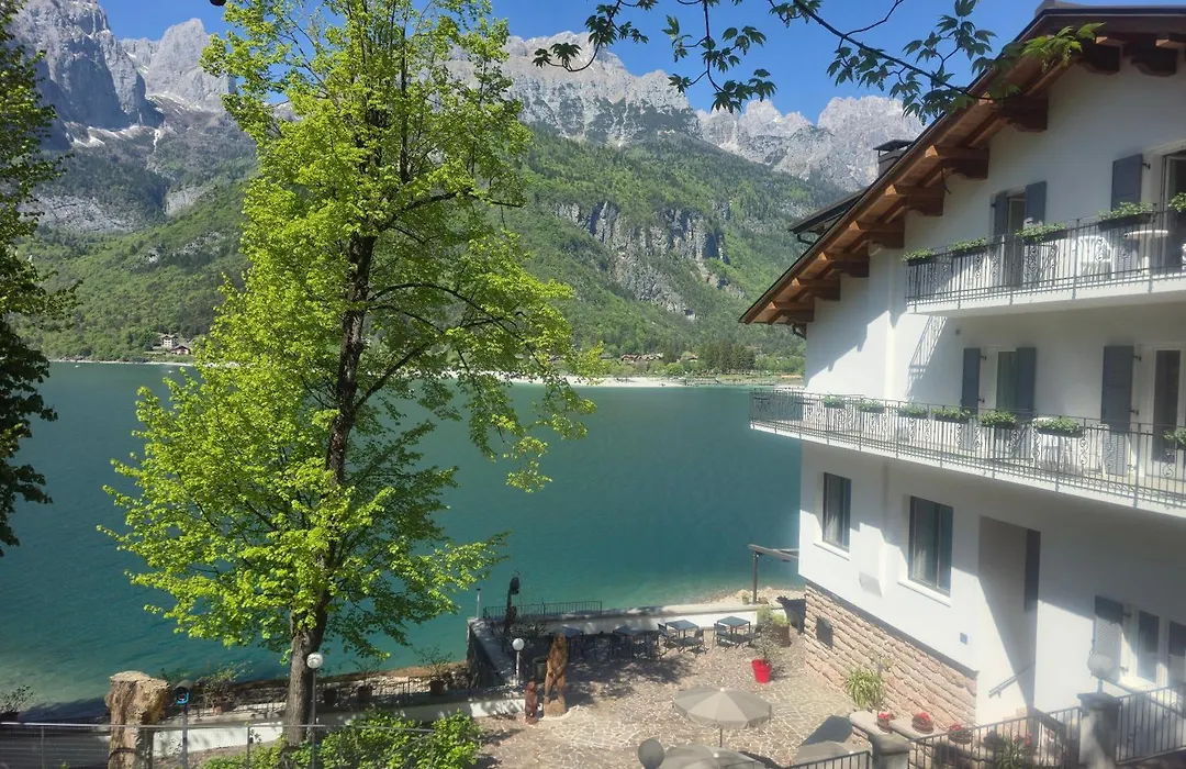 Lago Park Hotel-1