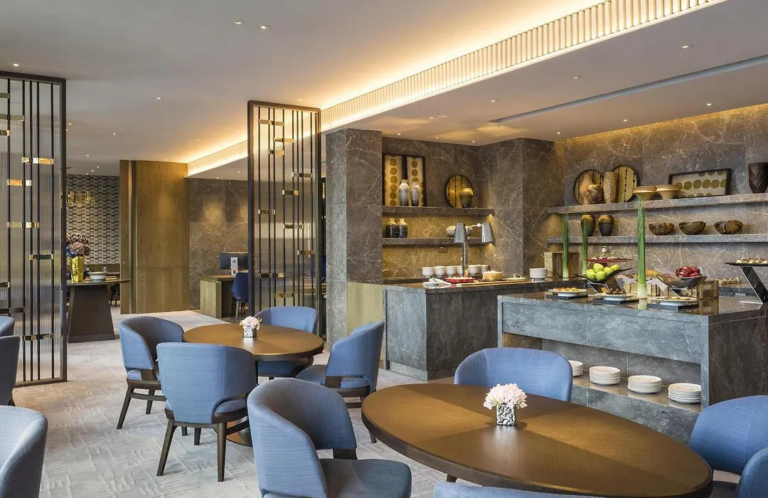 Hyatt Centric Victoria Harbour-1