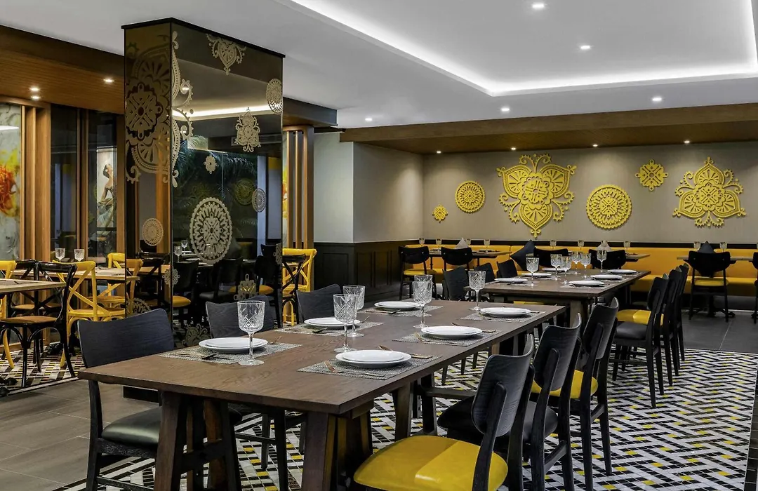 Ibis Styles Bangkok Silom-1