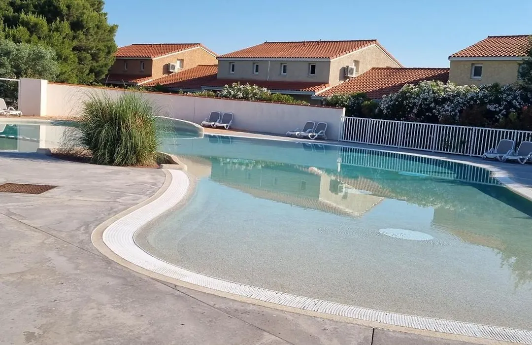 Lagrange Grand Bleu Vacances – Résidence Le Mas de Torreilles-1