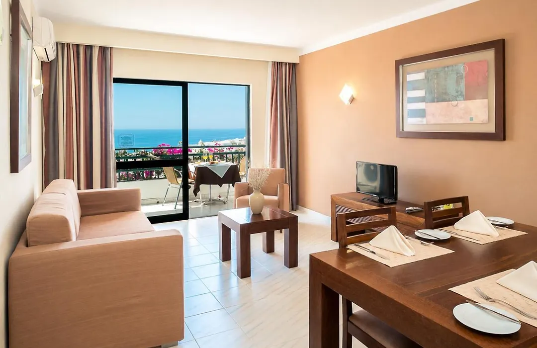 Cerro Mar Atlantico&Cerro Mar Garden-1