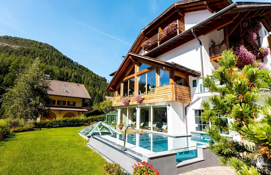 Berghotel Miramonti-1