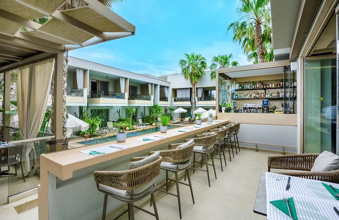 Pefki Deluxe Residences - Adults Only 16Plus-1