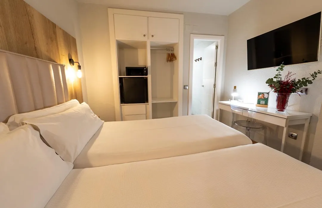 Hotel Sercotel Dona Carmela-1