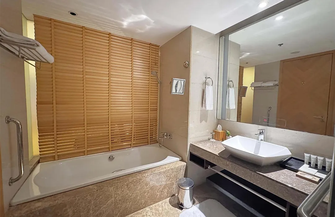 Radisson Blu Chattogram Bay View-1