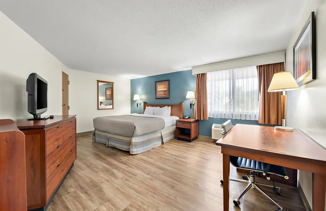 Quality Inn & Suites Black River Falls I-94-1